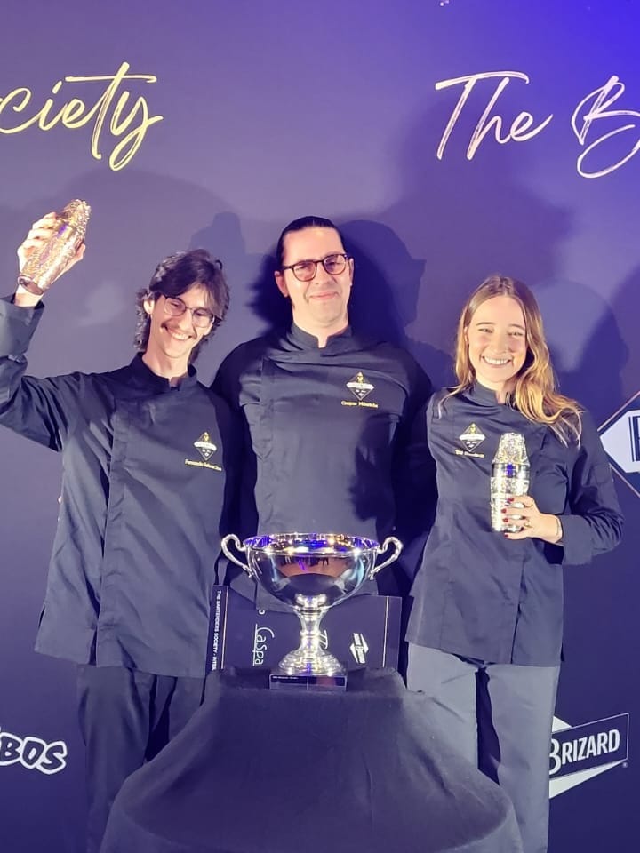 Caspar Mönniche (Danemark) vainqueur de la finale internationale du Bartenders Society 2026