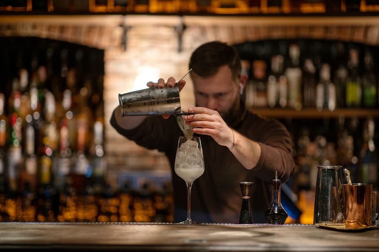 The Bartenders Society 2024 : la finale internationale se tiendra à l’Aquarium de Paris, le mardi 19 novembre